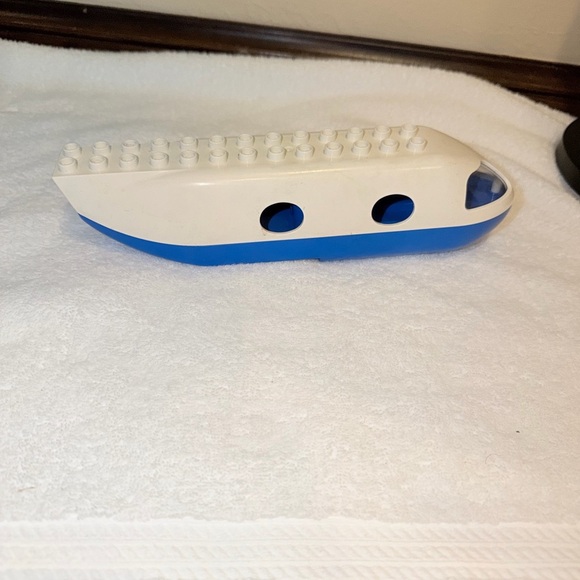 Vtg Lego Duplo White Airplane Fuselage Jetliner Plane W/ 2 Doors Cargo Passenger - Picture 8 of 8